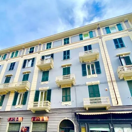 Oda ve Kahvaltı Everest La Spezia