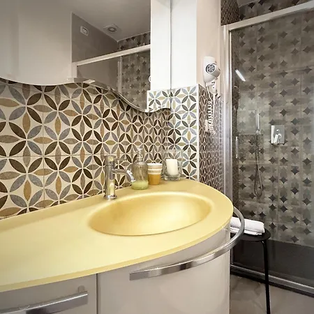 Everest Oda ve Kahvaltı