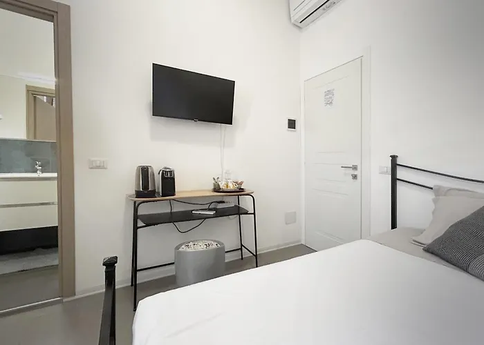 לינה וארוחת בוקר Everest לה ספציה