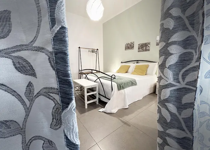 Everest לינה וארוחת בוקר לה ספציה