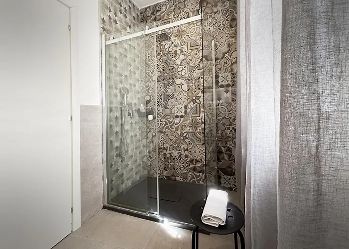 Everest לינה וארוחת בוקר